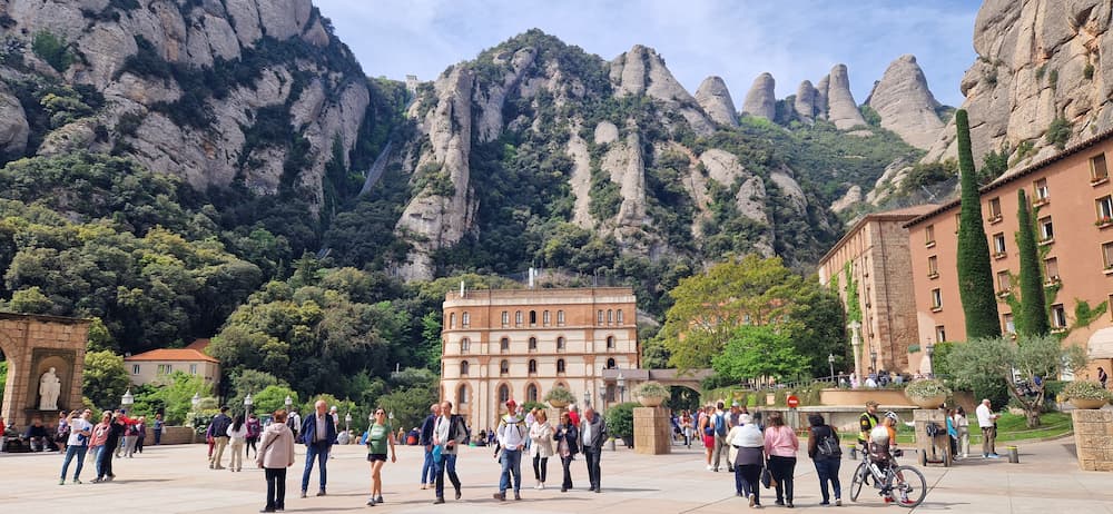 Tot Montserrat ticket with transport museum entry funicular rides and Catalan lunch