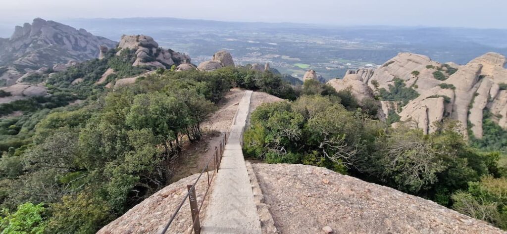 Montserrat mountain viewpoints trail descending from Sant Jeroni toward the Mossèn Cinto Verdaguer lookout