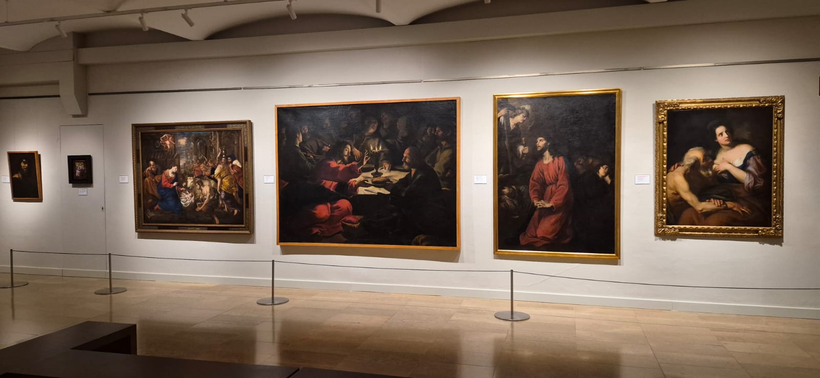 Central gallery of the Old Masters collection at the Montserrat Museum
