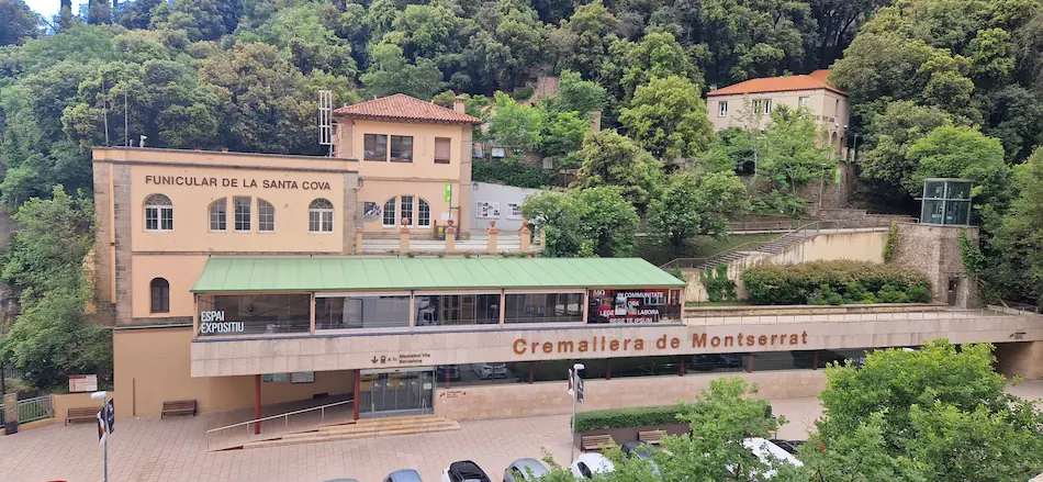 Montserrat funicular lower stations next to the Cremallera de Montserrat terminal