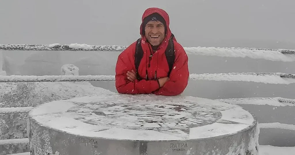 Sergio López Prieto, Montserrat writer, on the snow-covered summit of Sant Jeroni